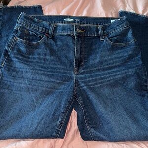 Old navy women’s boyfriend cut high rise jeans size 6